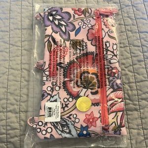 Vera Bradley Lighten Up Pencil Pouch in Foxwood Blush Pattern. New without Tags